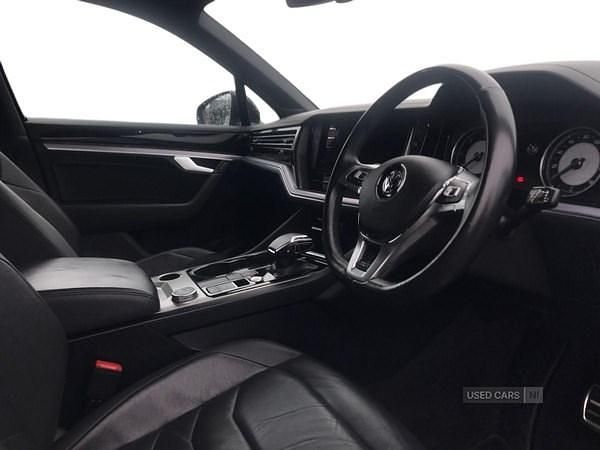 Used VW Touareg R-line 286 HP (210 kW) 2019 Black SUV