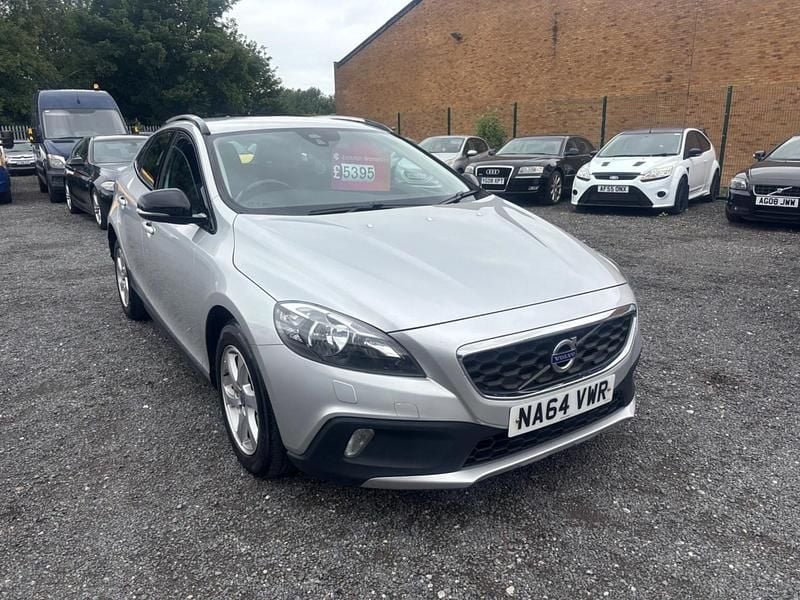 Silver Used 2014 Volvo V40 CC SE Estate | £5,395 (Fair price) - Image 1/4