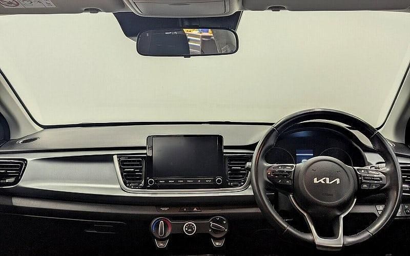 Used Kia Rio 84 HP (61 kW) 2022 Silver Hatchback