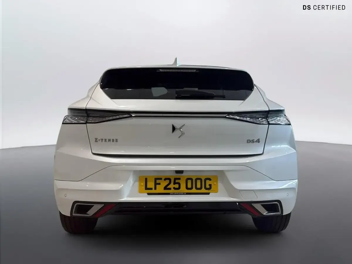 Used DS Automobiles DS4 Rivoli 222 HP (163 kW) 2025 White SUV
