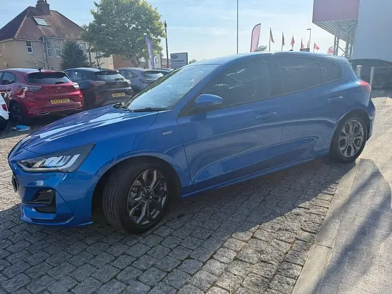 Used Ford Focus ST-Line 2024 Blue Hatchback