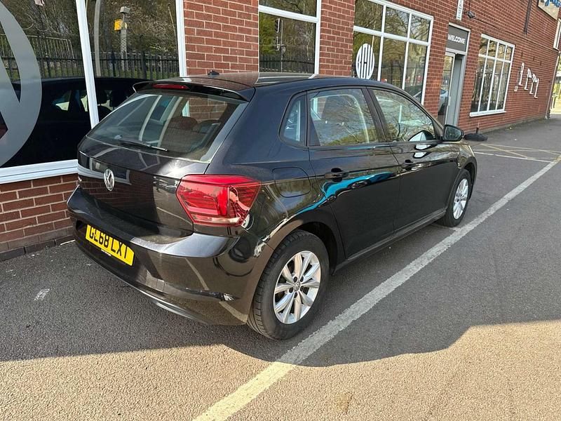 Used VW Polo SE 95 HP (69 kW) 2019 Black Hatchback