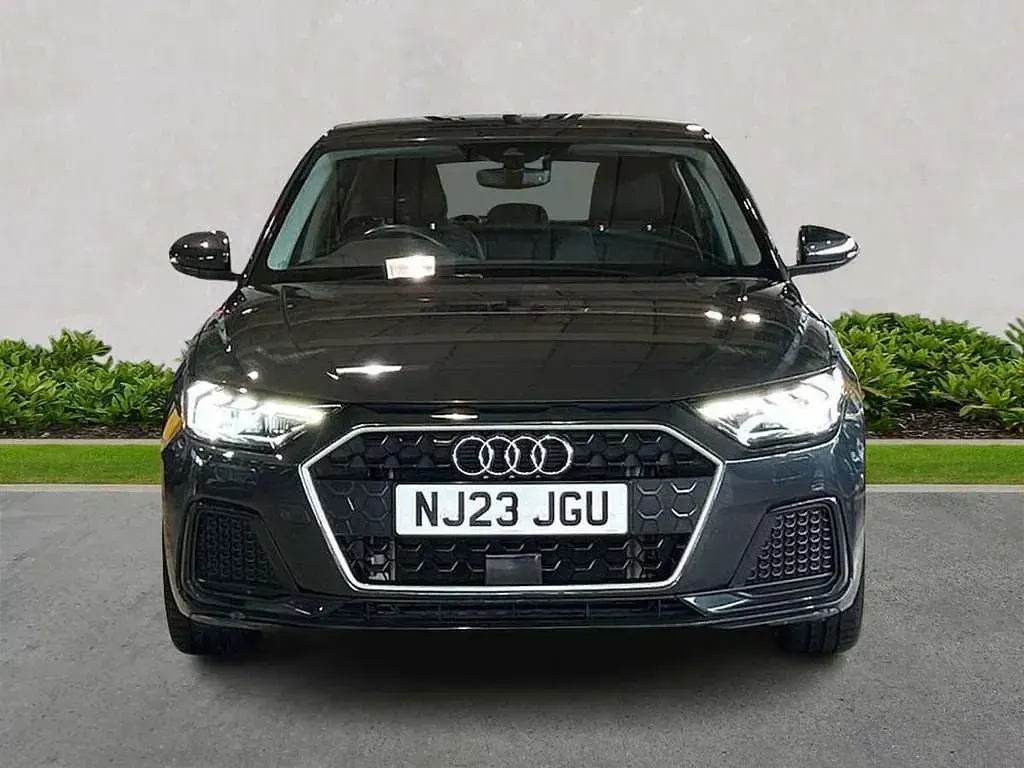 Used Audi A1 Sport 95 HP (69 kW) 2023 Grey SUV