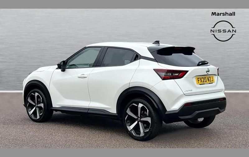 Used Nissan Juke N-Connecta 117 HP (86 kW) 2020 White SUV