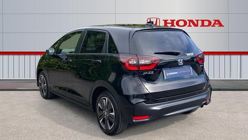 Begagnad Honda Jazz Advance 122 HK (89 kW) 2025 Svart Halvkombi