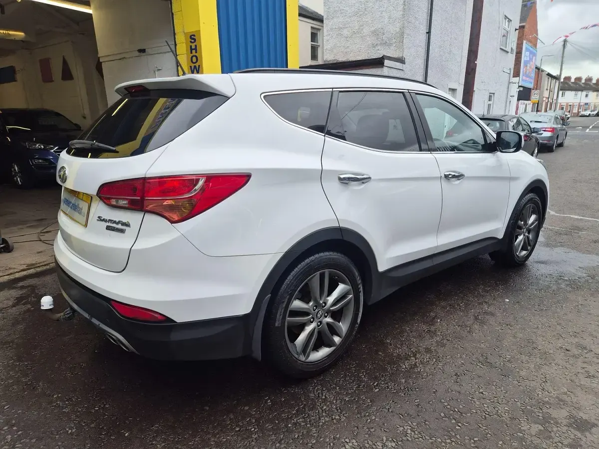 Used Mercedes GLA220 AMG line 2018 Red SUV