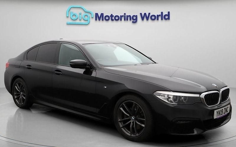 Used 2019 BMW 520 M Sport Sedan | £16,700 (Good price) - Image 1/4