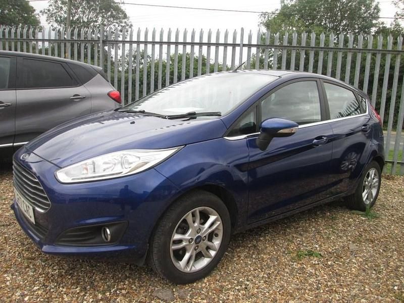 Blue Used 2017 Ford Fiesta Zetec Hatchback | £5,495 (Fair price) - Image 1/4