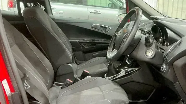 Second-hand Ford B-MAX Titanium 120 CP (88 kW) 2015 Roșu Monovolum