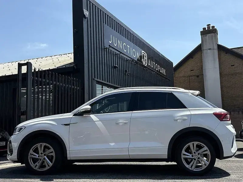 Used VW T-Roc R-line 150 HP (110 kW) 2023 White SUV