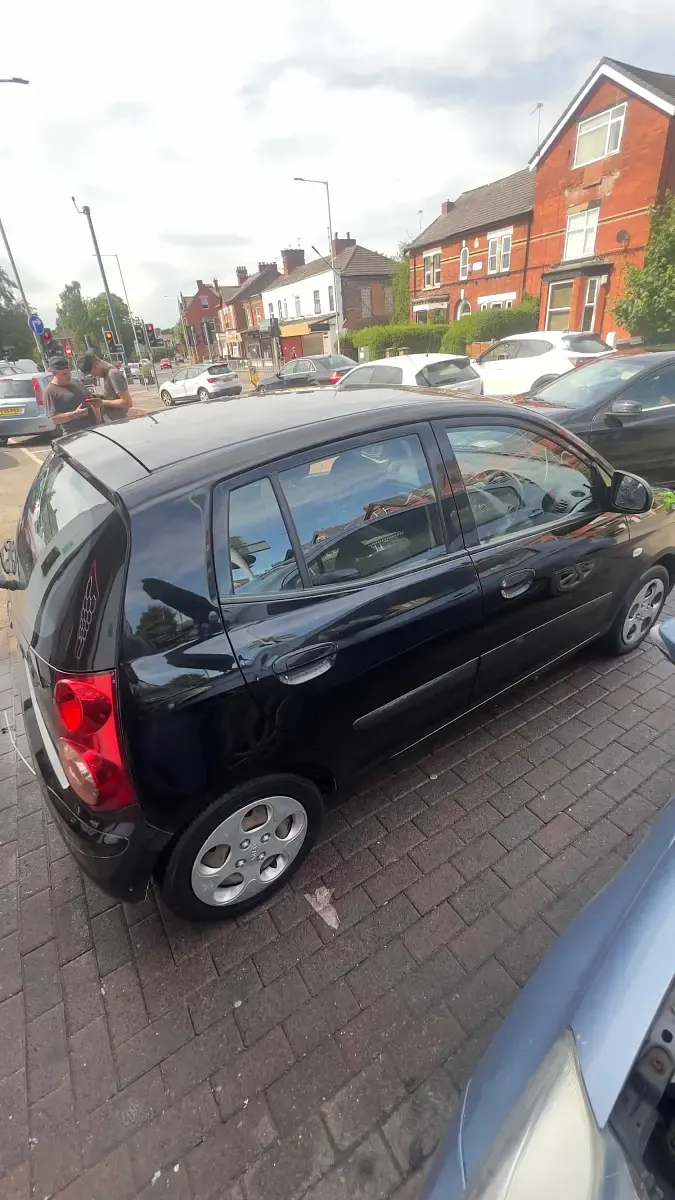 Used Kia Picanto 64 HP (47 kW) 2009 Black Hatchback