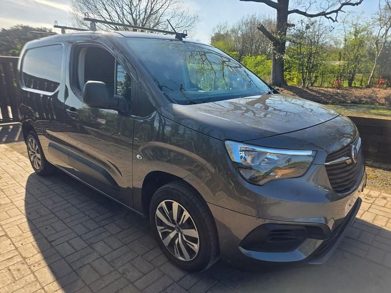 Usado Vauxhall Combo Sportive 75 CV (55 kW) 2019 Gris Monovolumen
