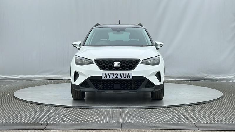 Begagnad Seat Arona SE 95 HK (69 kW) 2023 Vit SUV