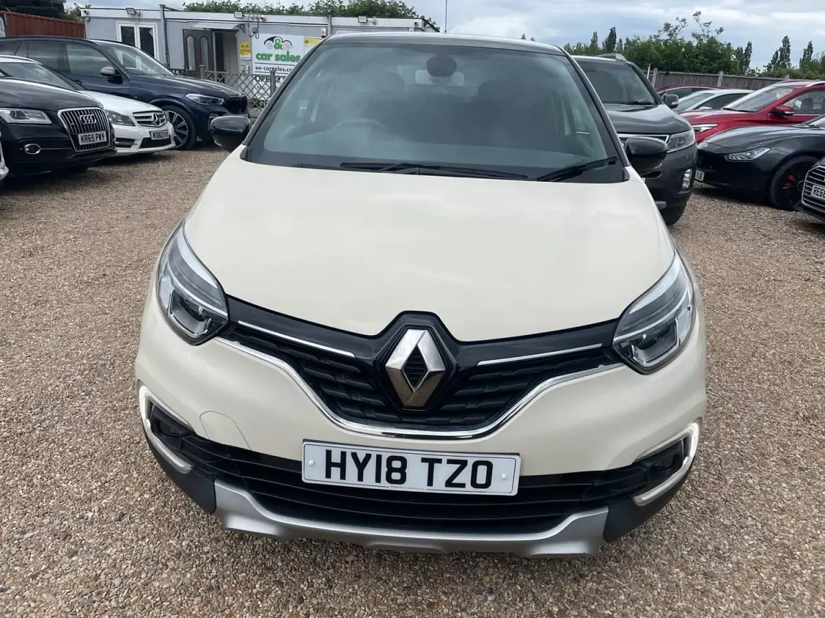 Begagnad Renault Captur Dynamique 90 HK (66 kW) 2018 Beige SUV