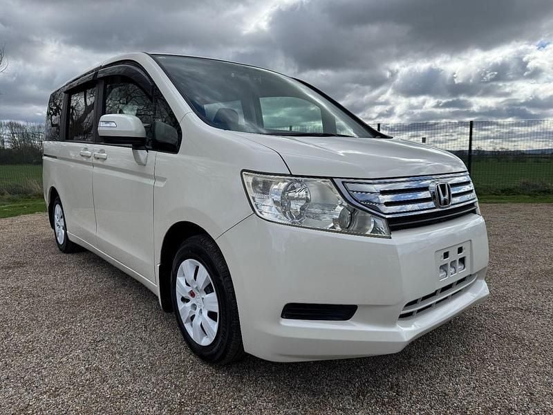 Używany Honda Stepwgn 2010 Biały Minivan