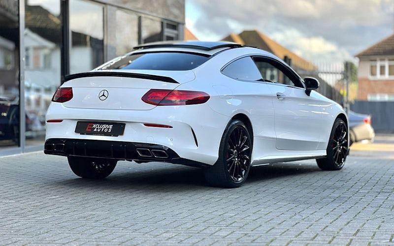 Used Mercedes C200 AMG Line Premium Plus 184 HP (135 kW) 2018 Coupe