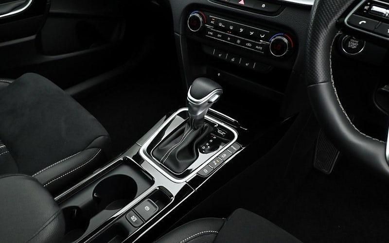 Image 2/4