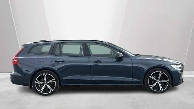 Used Volvo V60 Plus 161 HP (118 kW) 2023 Estate