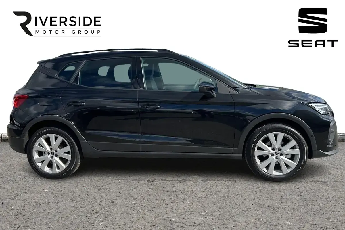 New Seat Arona FR First Edition 115 HP (84 kW) 2026 Black SUV