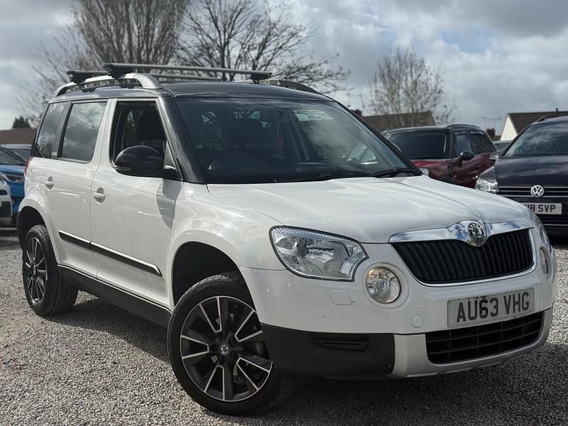 Used Skoda Yeti Adventure 140 HP (102 kW) 2013 White SUV