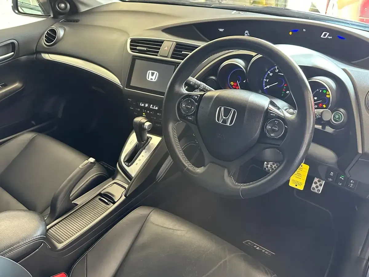 Begagnad Honda Civic SR 2016 Blå Kombi