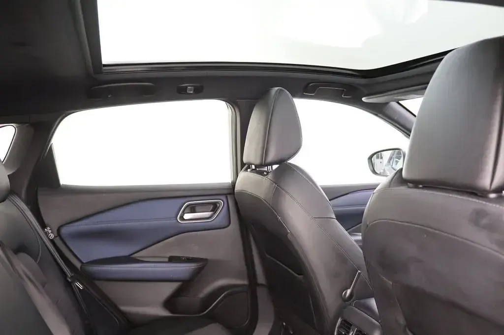 Used Nissan Qashqai Tekna 158 HP (116 kW) 2023 Grey SUV