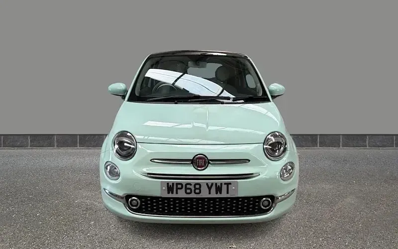Used Fiat 500 Lounge 69 HP (50 kW) 2018 Green Hatchback