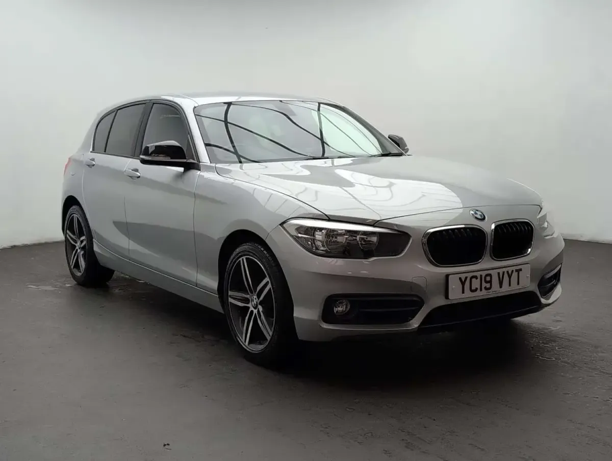Used BMW 118 Sport Line 2019 Silver Hatchback