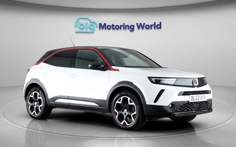 White Used 2022 Vauxhall Mokka SRi SUV | £17,100 (Fair price) - Image 1/4