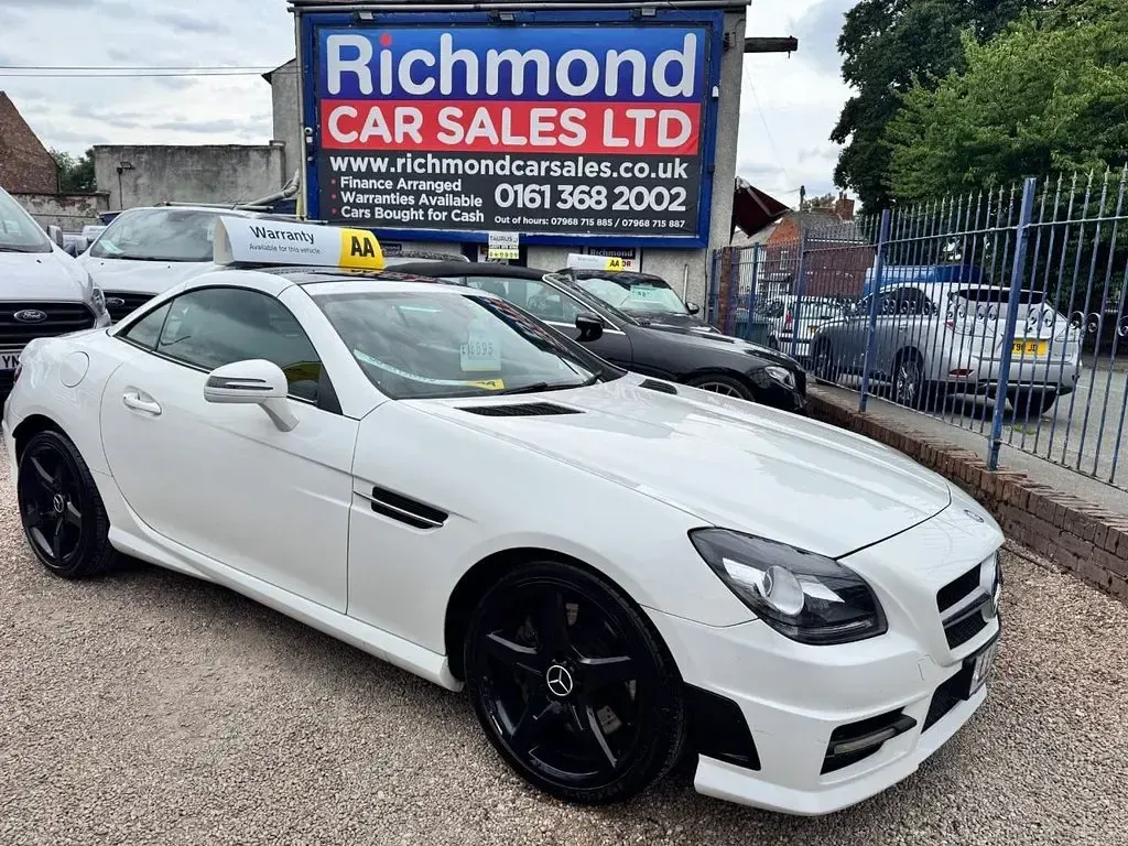 Used Mercedes SLK250 AMG 2014 White Cabriolet