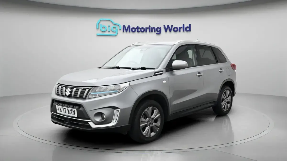 Second-hand Suzuki Vitara SZ-T 129 CP (94 kW) 2023 Gri SUV