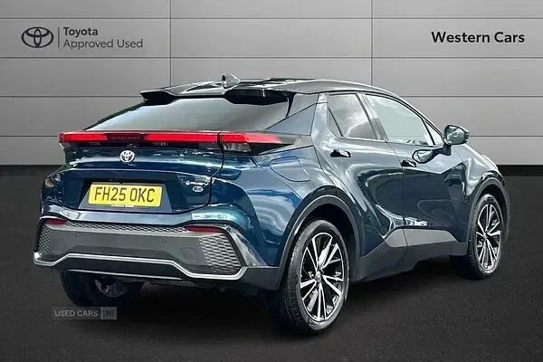 Used Toyota C-HR 2025 Blue SUV