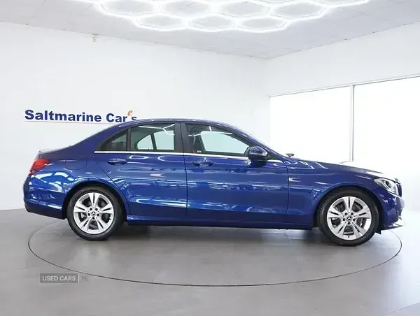 Used Mercedes C220 Executive 170 HP (125 kW) 2018 Blue Sedan