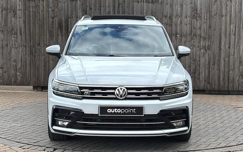 Silver Used 2018 VW Tiguan R-line SUV | £19,199 (Fair price) - Image 1/4