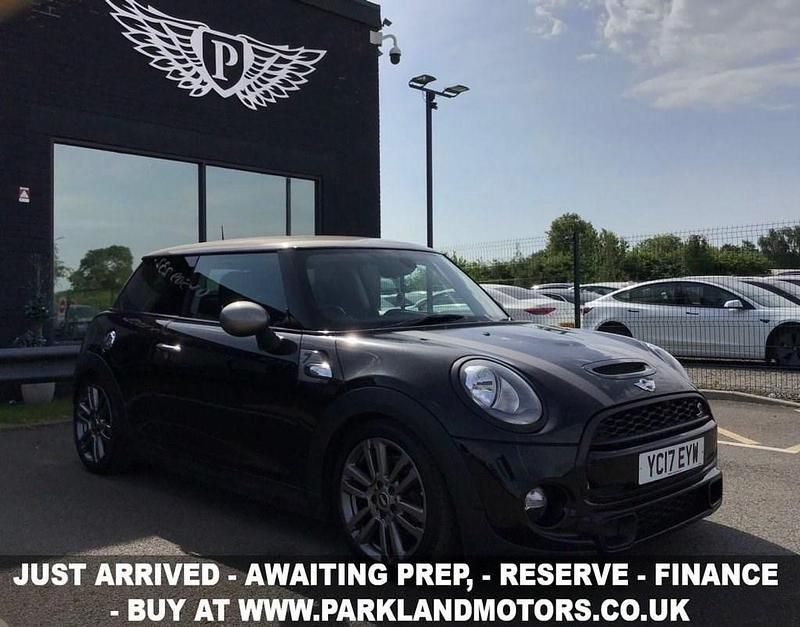 Black Used 2017 Mini Cooper S Hatch Hatchback | £8,295 (Good price) - Image 1/4