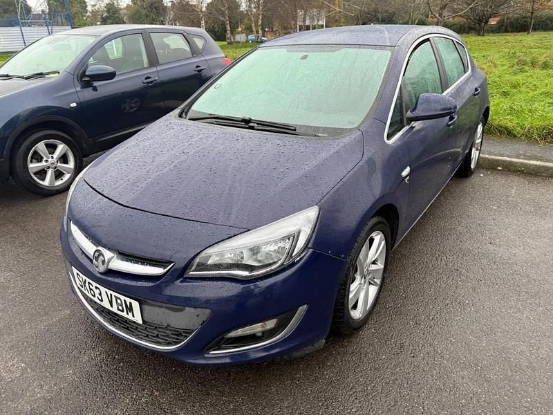 Blue Used 2013 Vauxhall Astra SRi Hatchback | £895 (Good price) - Image 1/4
