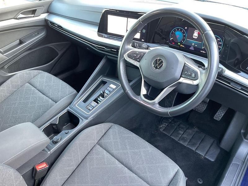 Usado VW Golf VII Life 150 CV (110 kW) 2021 Azul Utilitario