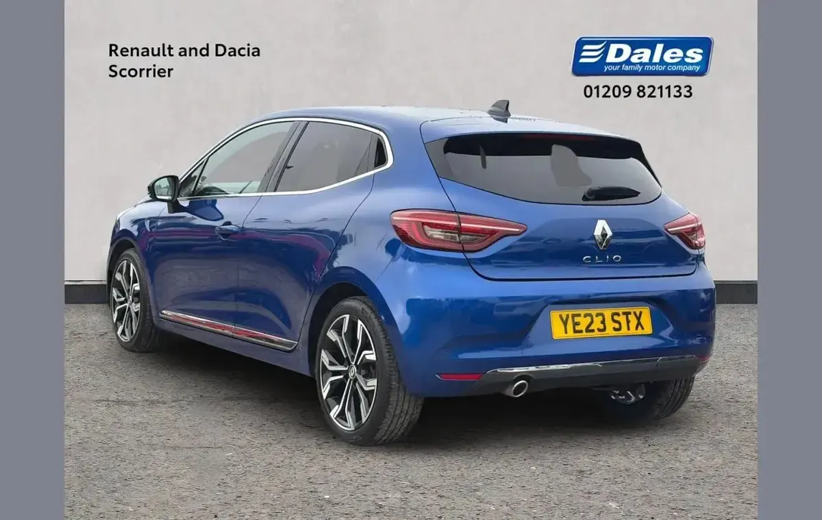 Used Renault Clio Techno 88 HP (64 kW) 2023 Blue Hatchback
