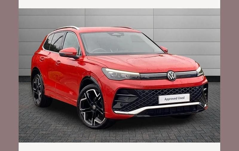 Used VW Tiguan R-line 150 HP (110 kW) 2025 Red SUV