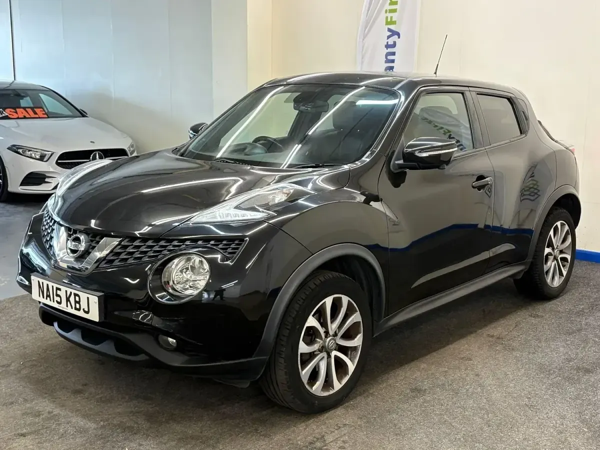 Gebraucht Nissan Juke Tekna 117 PS (86 kW) 2015 Schwarz SUV