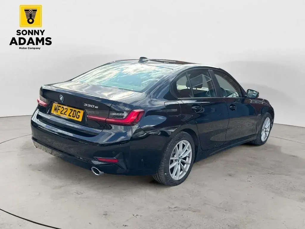 Used BMW 330e Performance 292 HP (214 kW) 2022 Black Sedan