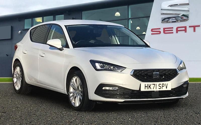 Used 2023 Seat Leon SE Dynamic Hatchback | £12,677 (Fair price) - Image 1/4