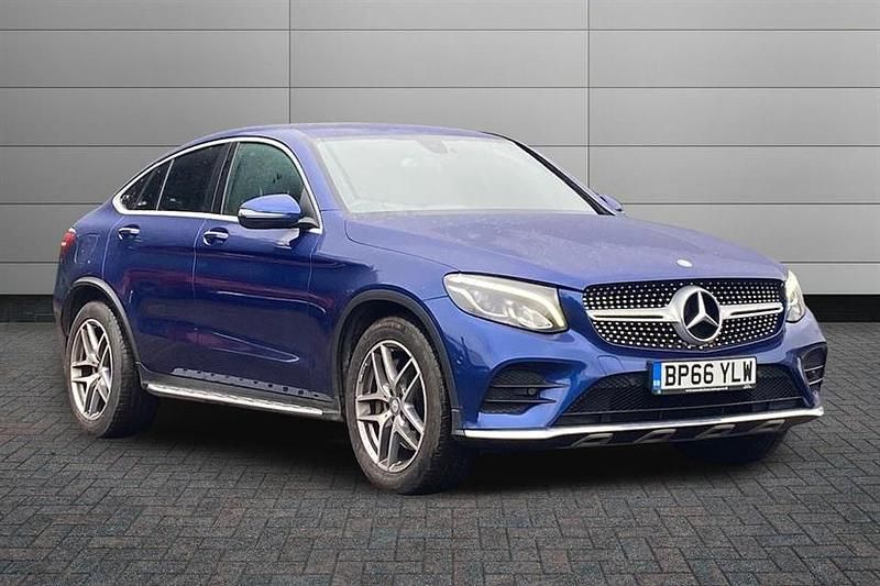 Used Mercedes GLC220 AMG Line Premium 170 HP (125 kW) 2016 Brilliant blue Coupe