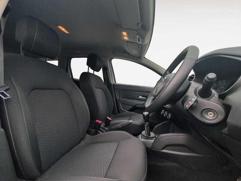 Used Dacia Duster Comfort 2019 White SUV