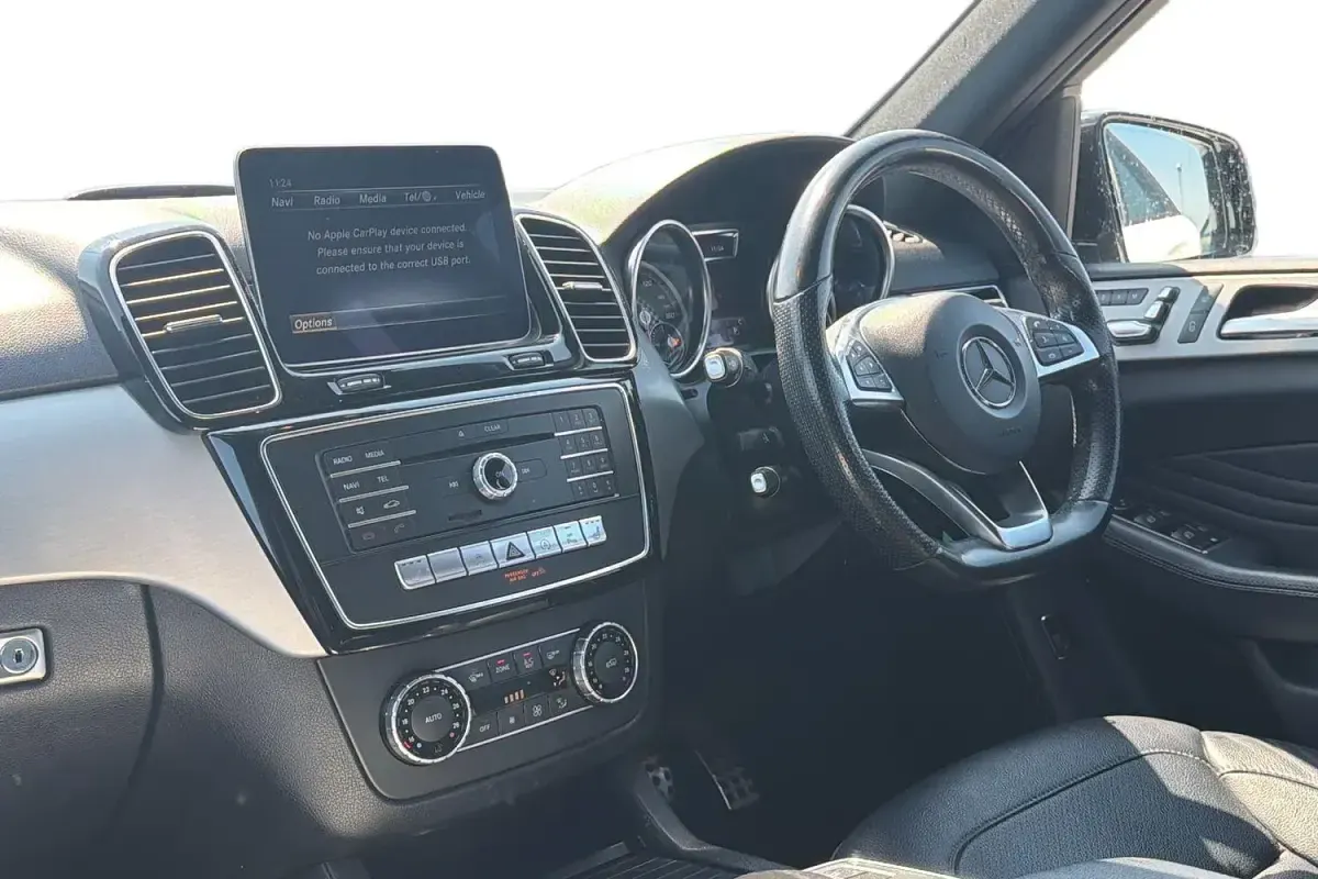Used Mercedes GLE250 AMG 204 HP (150 kW) 2018 White SUV