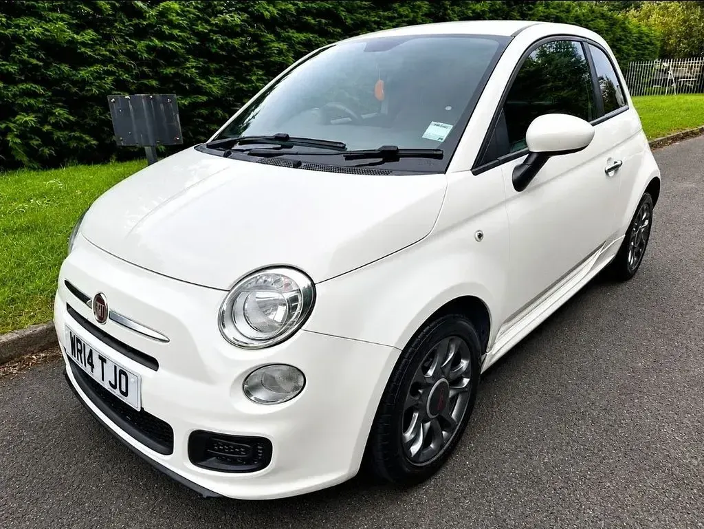 Used Fiat 500 S 69 HP (50 kW) 2014 White Hatchback