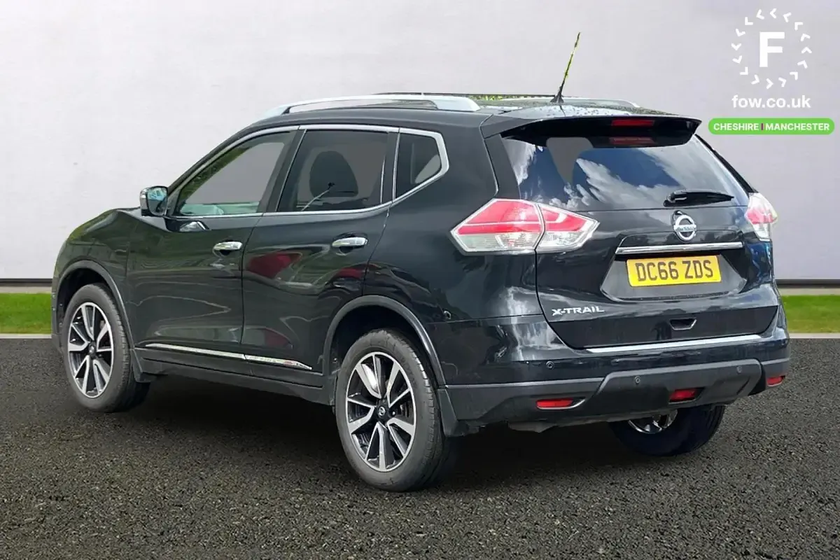 Used Nissan X-Trail Tekna 177 HP (130 kW) 2017 Black SUV