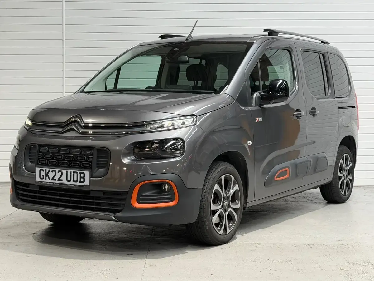 Used Citroën e-Berlingo XTR 130 HP (95 kW) 2022 Grey MPV