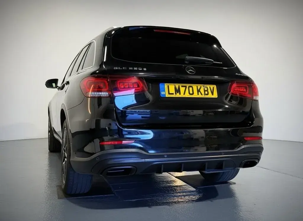 Used Mercedes GLC220 AMG line 194 HP (142 kW) 2020 Black Estate
