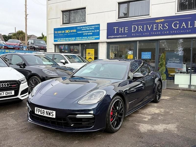 Used Porsche Panamera 460 HP (338 kW) 2019 Blue Hatchback
